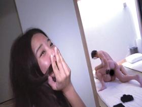 セックスレス人妻と行く 不倫づくし貸別荘の旅 side.A＆B RE:MIX　サンプル画像08